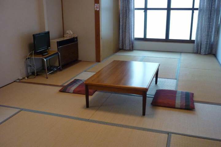 Room 7 of 53