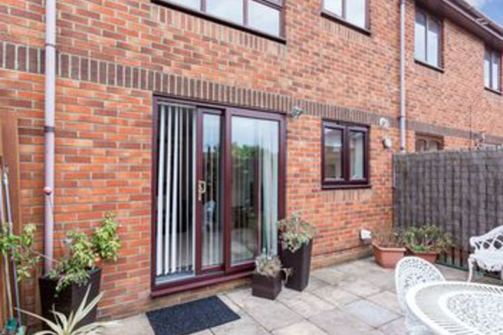 Terrace/Patio 126 of 128