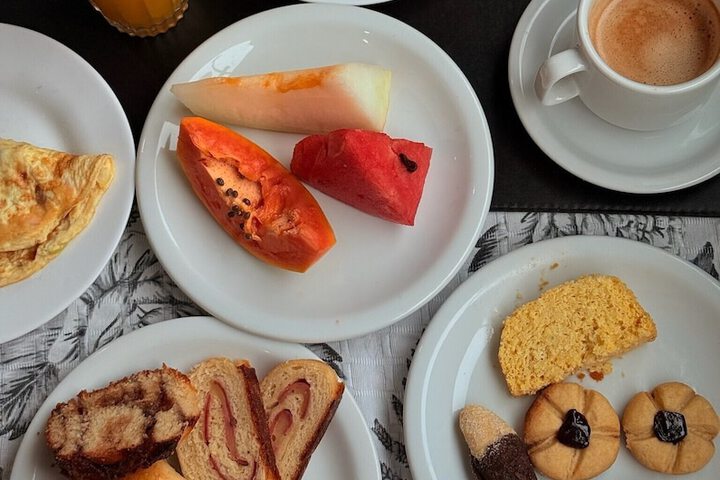 Breakfast/Coffee Service 11 of 13