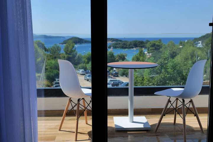 Terrace/Patio 48 of 74