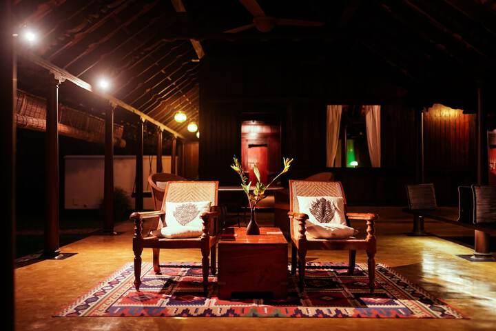 Room 8 of 23