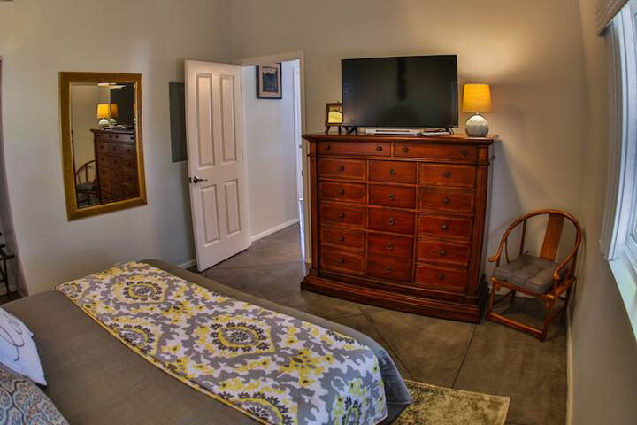 Room 3 of 31