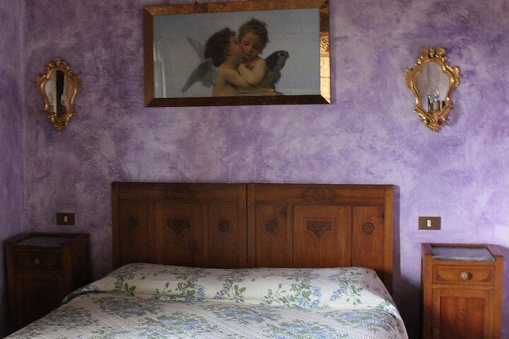 Room 11 of 69