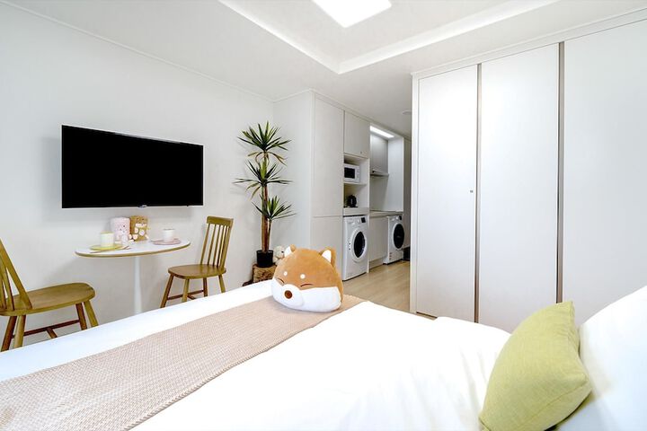 Room 313 of 640