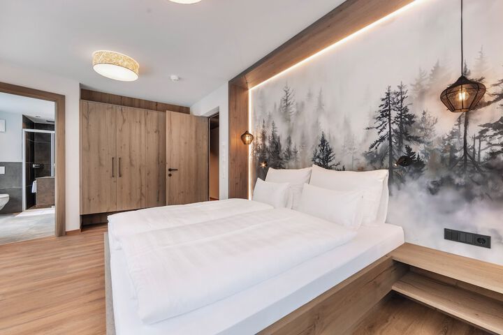 Room 14 of 26