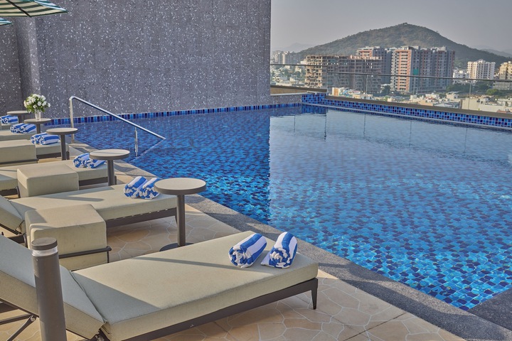 Pool 65 of 126