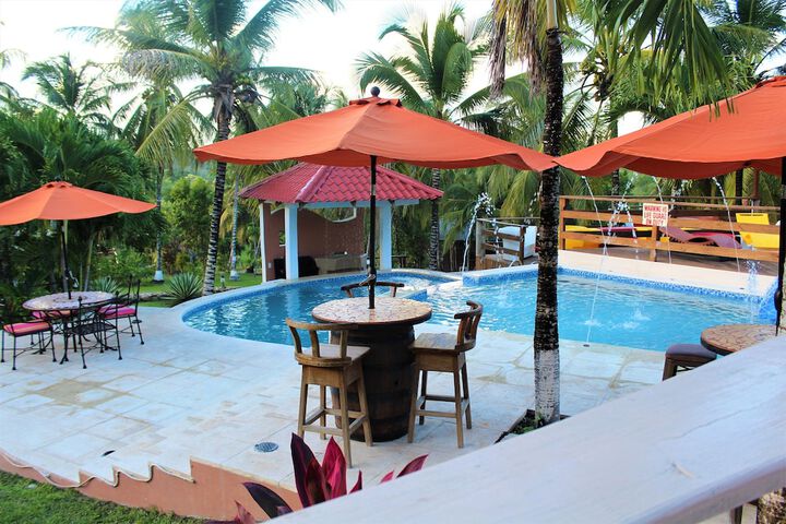 Hotel with Pool