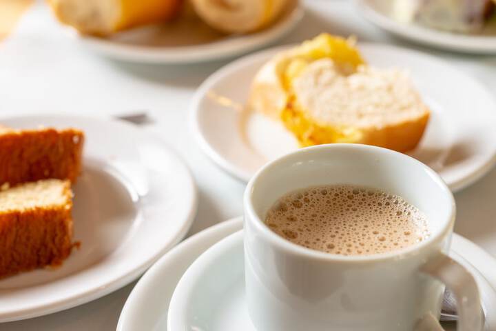 Breakfast/Coffee Service 127 of 166