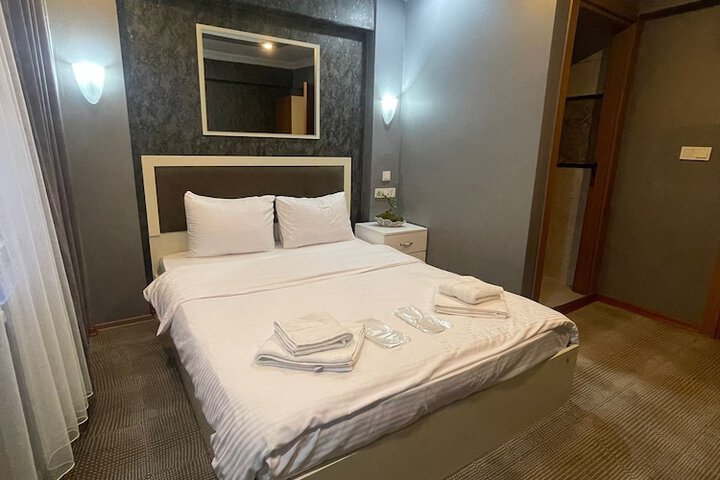 Room 20 of 39