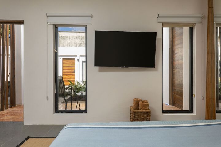 Room 35 of 57