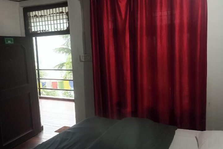 Room 15 of 40
