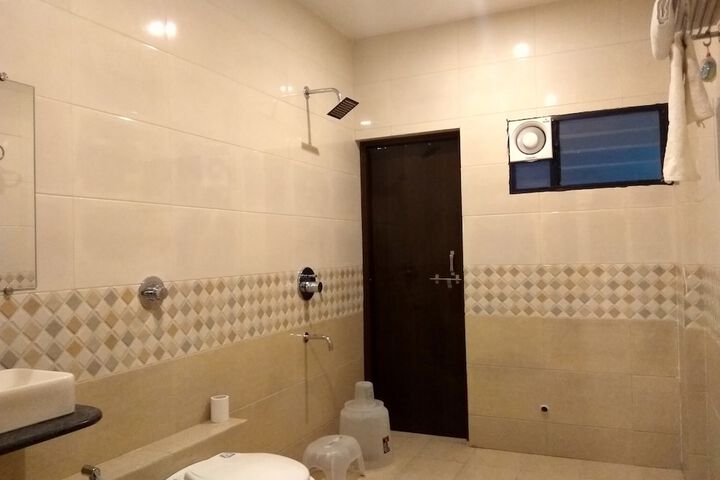 Room 36 of 71