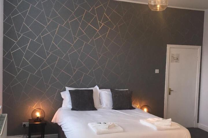 Room 16 of 47