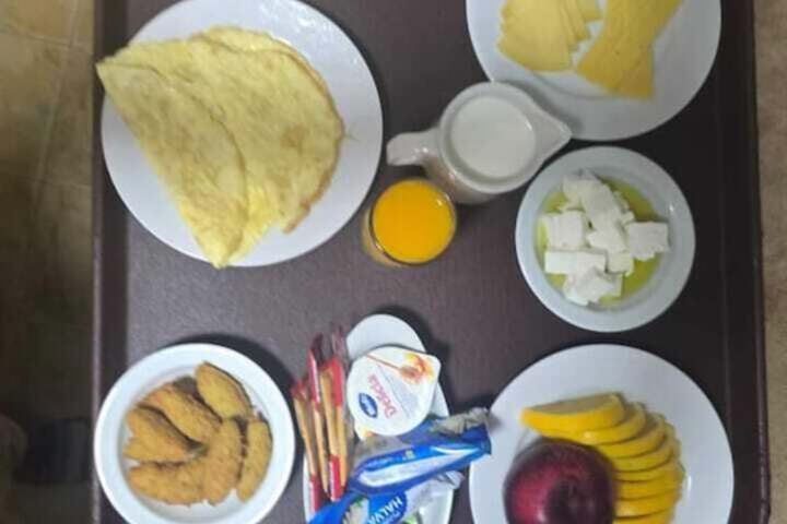 Breakfast/Coffee Service 164 of 177