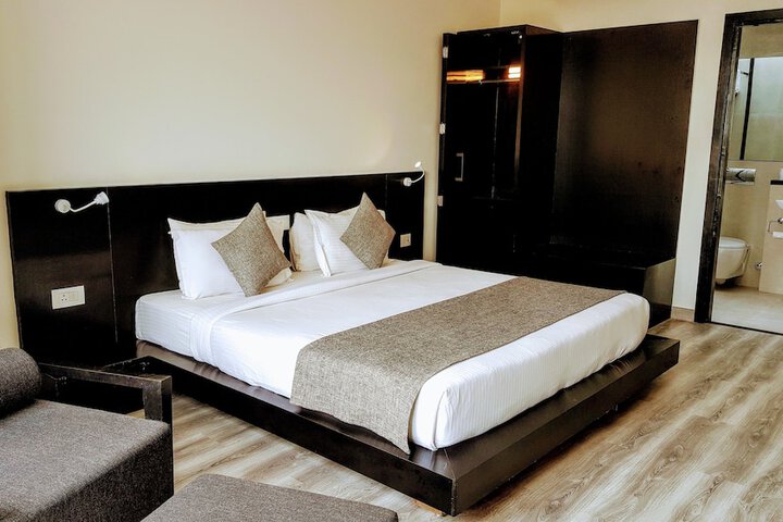 Room 10 of 47