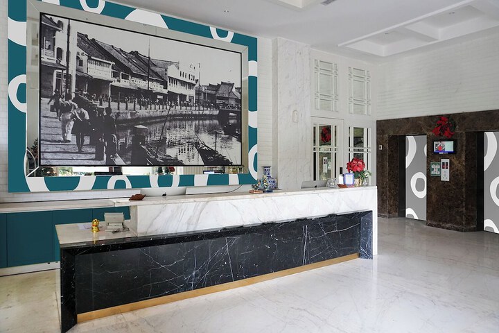Hotel Interior 5 of 40