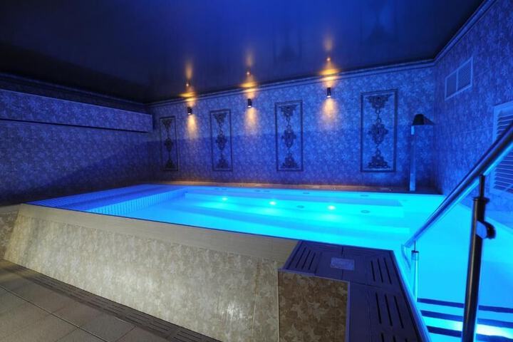 Spa 17 of 34