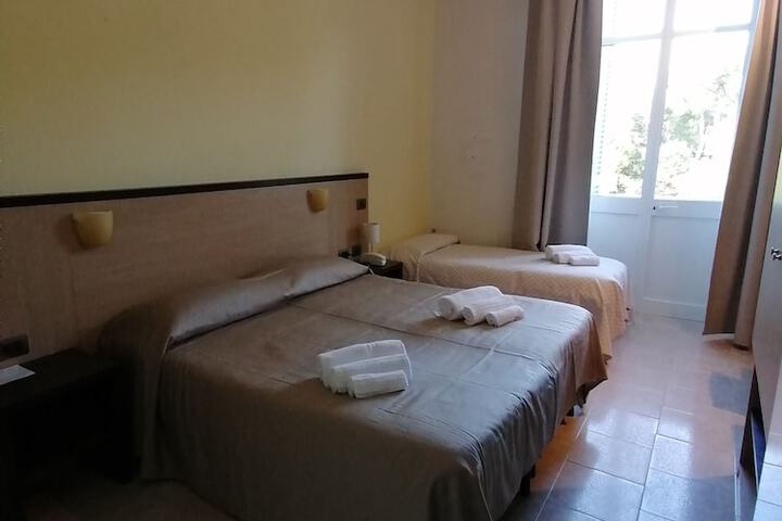 Room 29 of 64