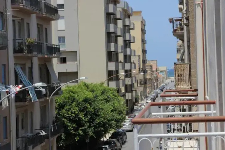 Exterior of BB IL RAIS TRAPANI