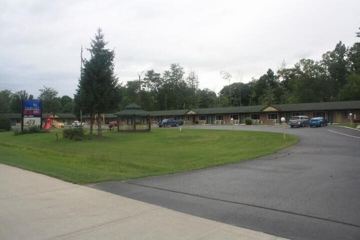 Hotel Entry