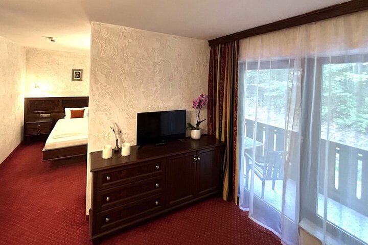 Room 47 of 119