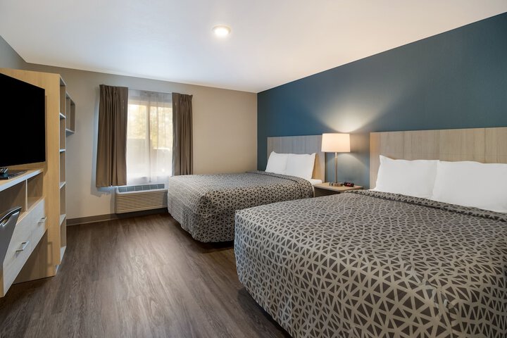 Room 6 of 34