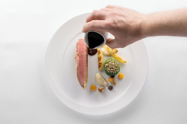 Dining 95 of 143