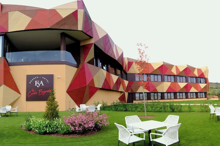 Hotel-Bodegas FyA