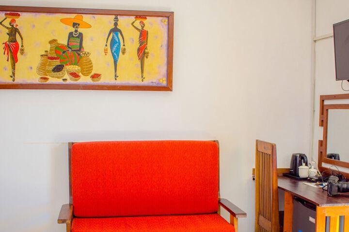 Room 17 of 48