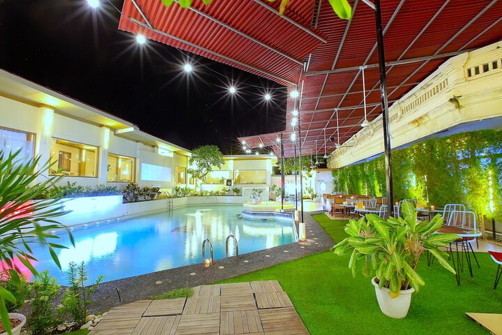 Hotel 80 of 86