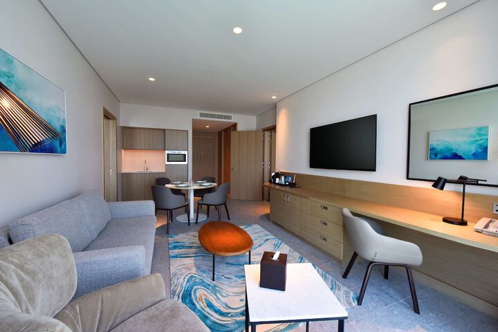 Room 13 of 60