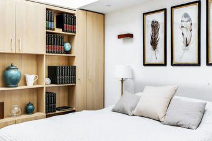 Room 5 of 22