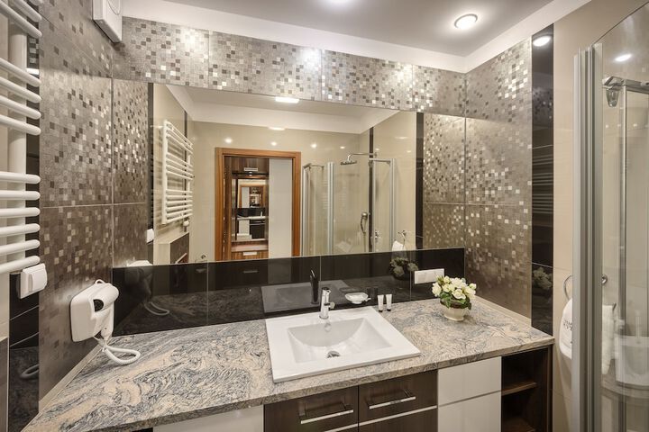 Bathroom Interior Photo