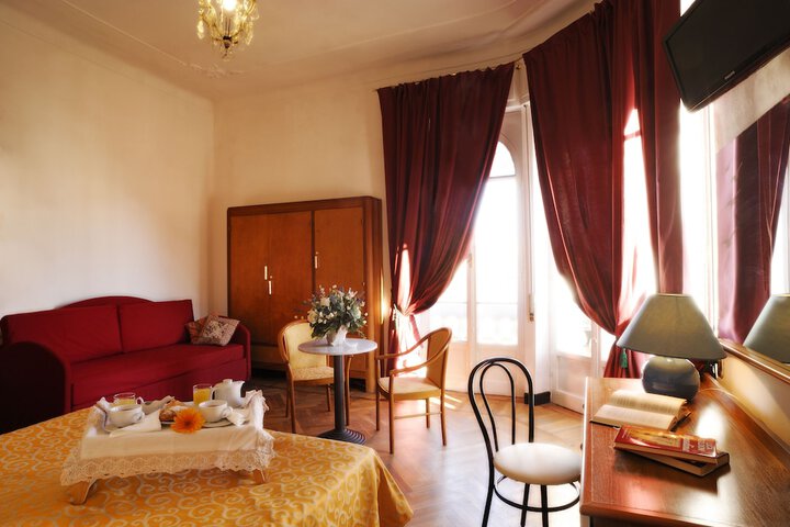 Room 7 of 31