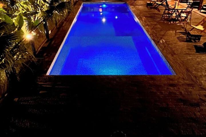 Pool 42 of 104