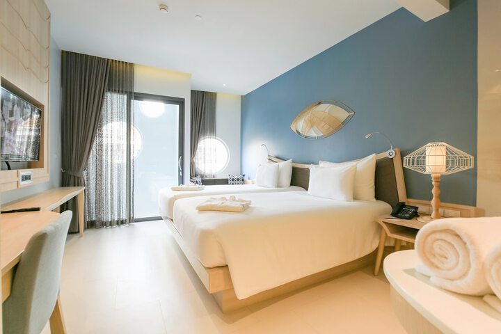 Room 28 of 91