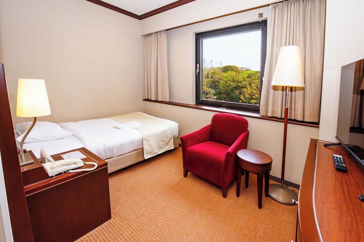 Room 11 of 54
