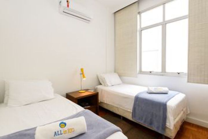 Room 9 of 31