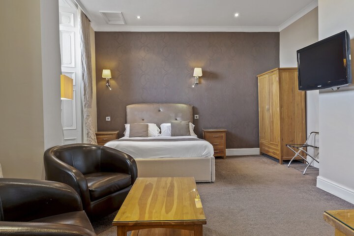 Room 15 of 55