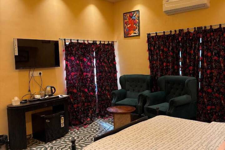 Room 9 of 89