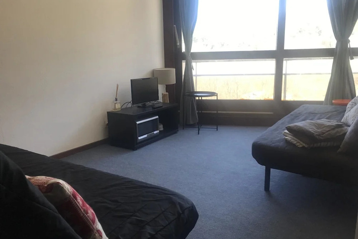 Room 2 of 7