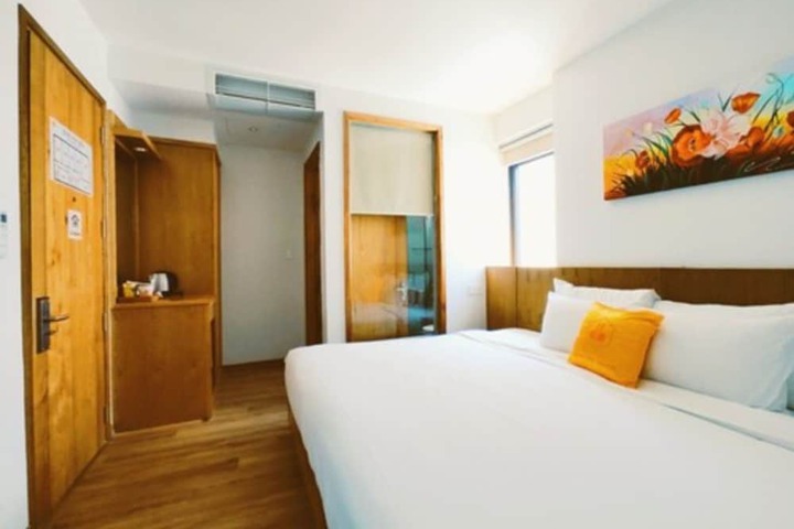 Room 22 of 64