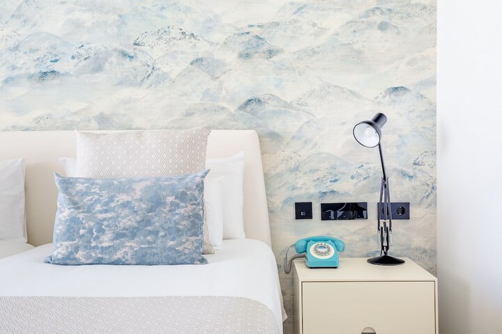 Room 4 of 35