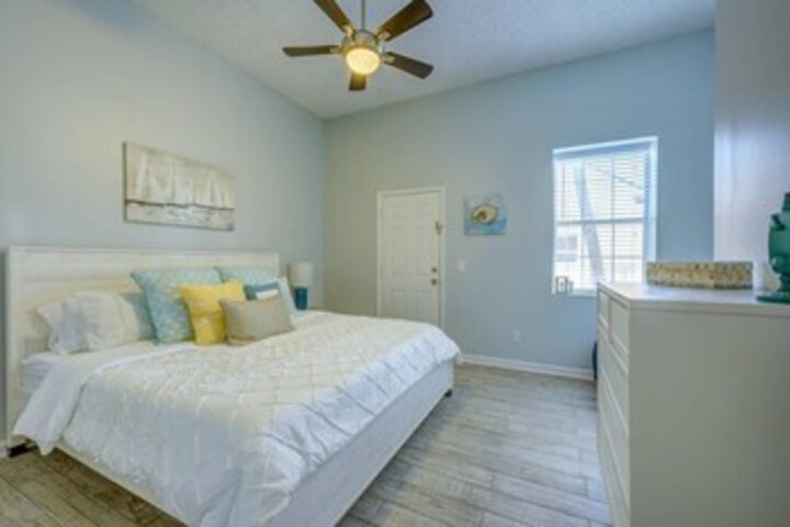 Room 16 of 21