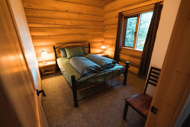 Room 2 of 26