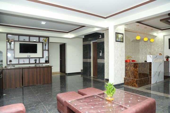 Hotel Interior 4 of 23