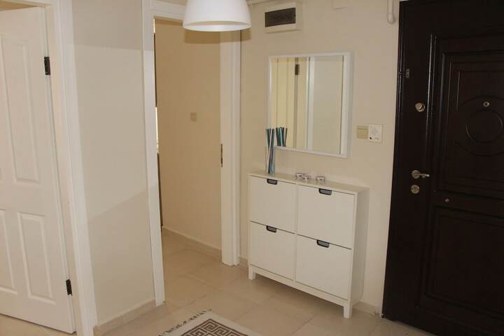 Room 27 of 37
