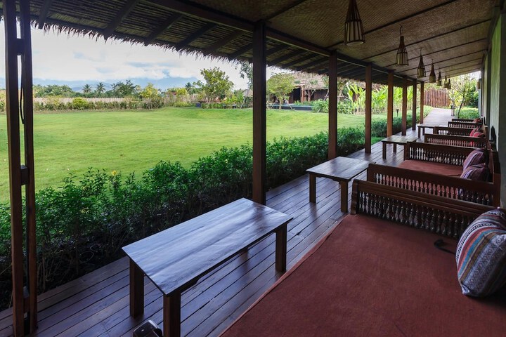 Terrace/Patio 19 of 68