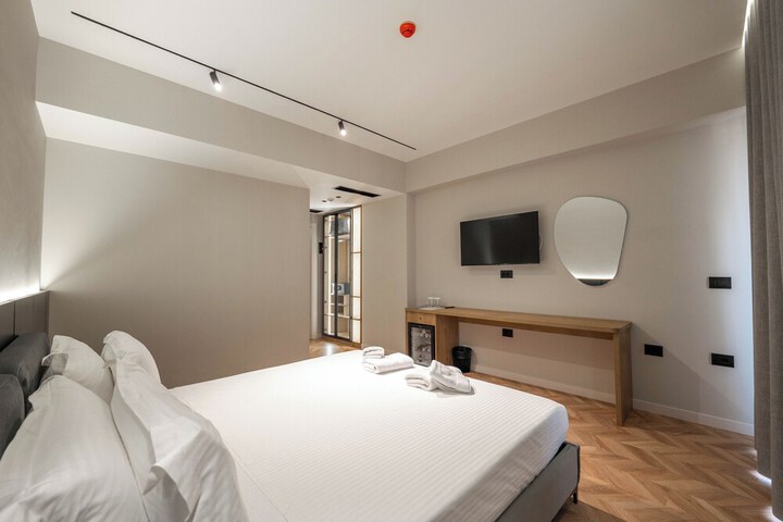 Room 20 of 117