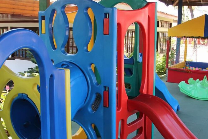 Children's play area - outdoor